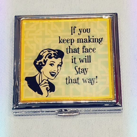 Compact Mirror, Makeup Mirror, Sassy Funny Sayings! NEW - Picture 2 of 11